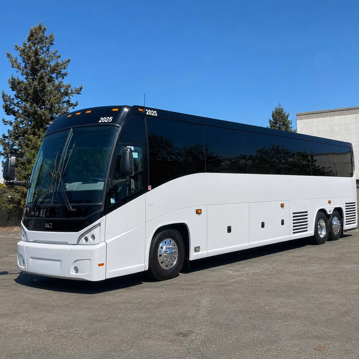 if you re heading to north charleston coliseum a charter bus is your smartest move